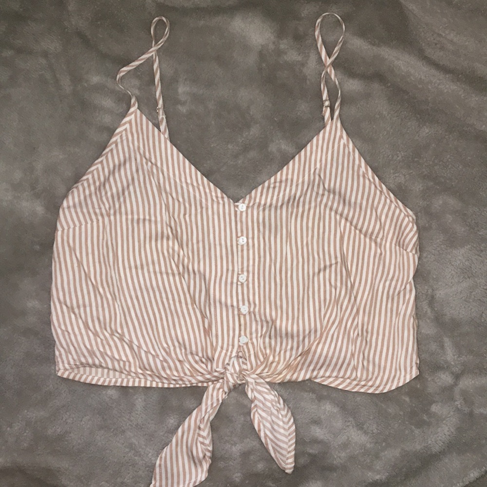 Button Down Crop Top!